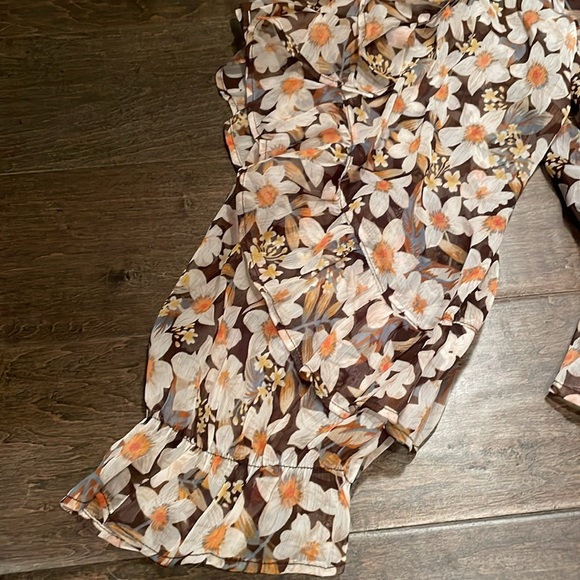 Francesca flowered ruffled blouse - Picture 3 of 7